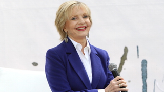 Florence Henderson, <i>The Brady Bunch</i> Matriarch, Has Died At Age 82